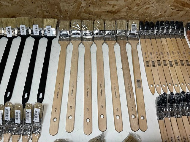 Copenhagen bokkepoot kwasten div soorten (66x) - afbeelding 17 van  18