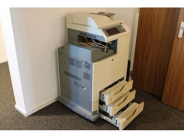 Copier hp color laserjet 4730mfp - afbeelding 3 van  3