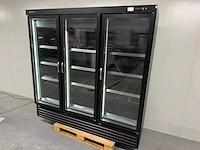 Coreco - 2024- rvc-2003-nn_r2 - wand koelvitrine