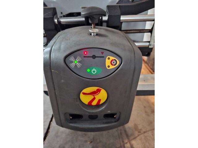 Corghi - 2015 - ex7000ii - uitlijn apparaat 4 wiel - afbeelding 12 van  26