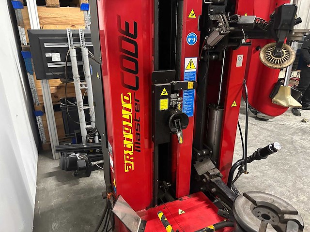 Corghi - 2016 - artiglio master code - banden de-en montageapparaat - afbeelding 3 van  13