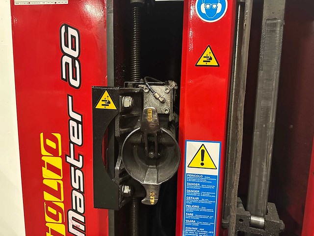 Corghi - master 26 - banden de-en montageapparaat - afbeelding 9 van  11