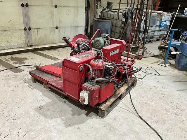 Corghi a.g. double banden machine - afbeelding 1 van  11