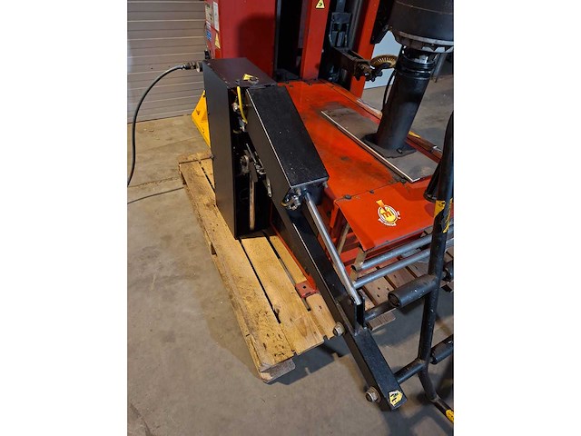 Corghi bandenapparaat - 2009 - master 26 m - overige garage gereedschap - afbeelding 9 van  16