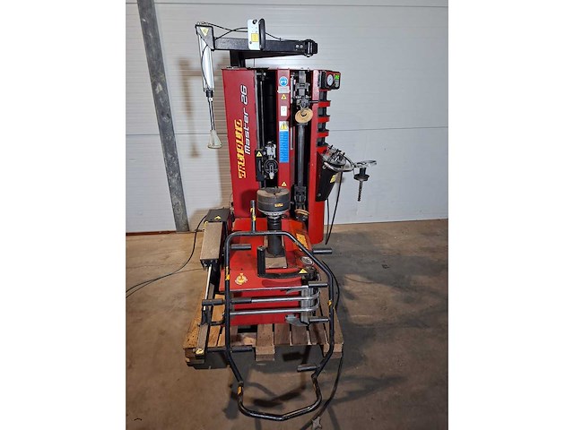 Corghi bandenapparaat - 2009 - master 26 m - overige garage gereedschap - afbeelding 10 van  16