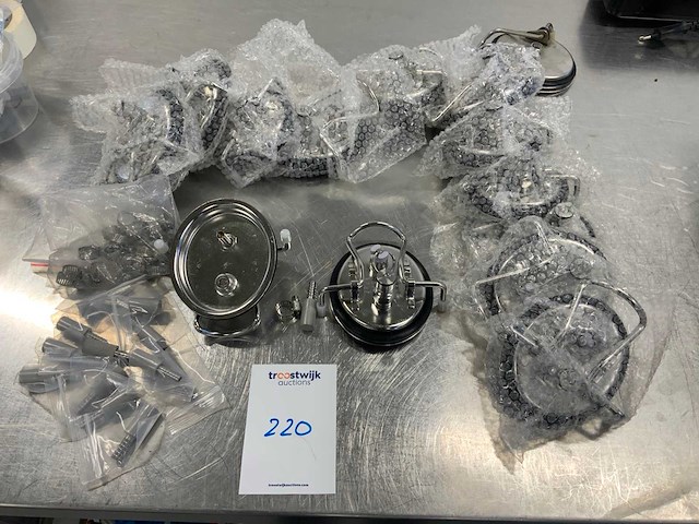 Cornelius kegdeksel (13x) - afbeelding 1 van  3