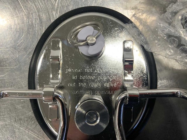 Cornelius kegdeksel (13x) - afbeelding 2 van  3