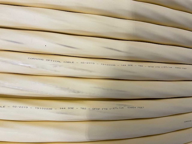 Corning optical cable - afbeelding 1 van  5