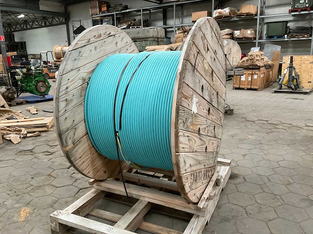 Corning optical cable - afbeelding 1 van  4