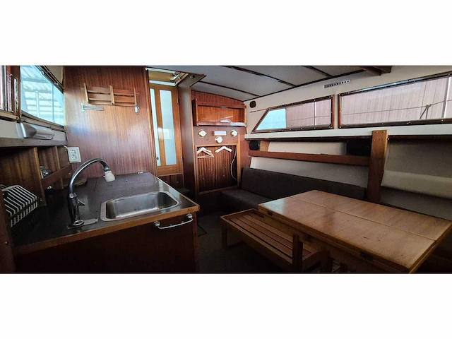 Coronet - 27 - motor yacht - afbeelding 11 van  31