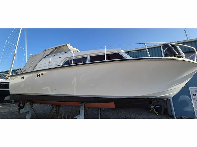 Coronet - 27 - motor yacht - afbeelding 1 van  31