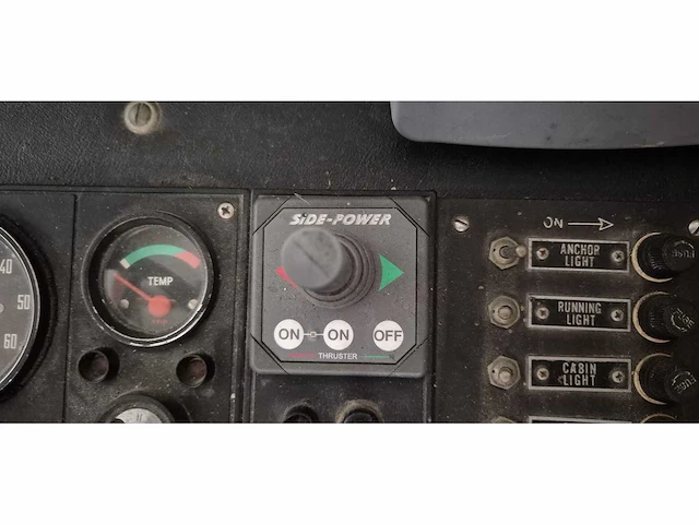 Coronet - 27 - motor yacht - afbeelding 22 van  31