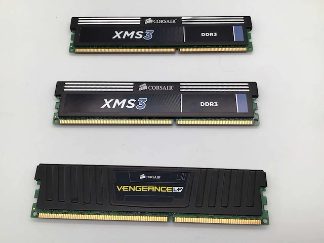 Corsair 8gb 1600mhz ddr3 pc geheugen geheugenkaart (3x) - afbeelding 3 van  3