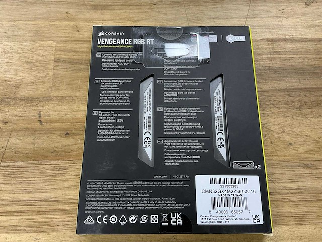 Corsair cmn32gx4m2z3600c16 vengeance rgb rt - afbeelding 3 van  3