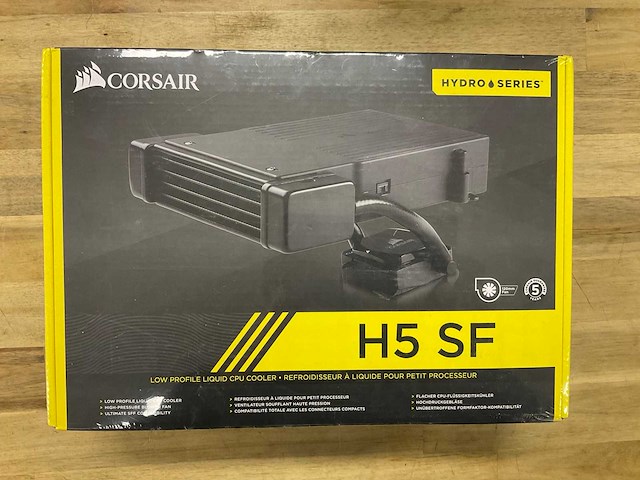 Corsair h5 sf liquid cpu cooler - afbeelding 1 van  3