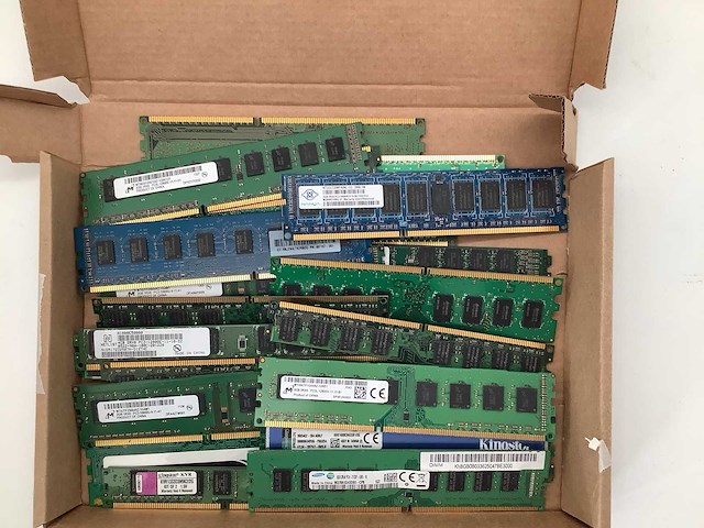 Corsair kingston samsung 2gb ddr3 desktop geheugen (25x) - afbeelding 4 van  5