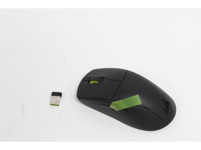 Corsair m75 air ultralichte draadloze gamingmuis 26.000 dpi zwart - afbeelding 3 van  4