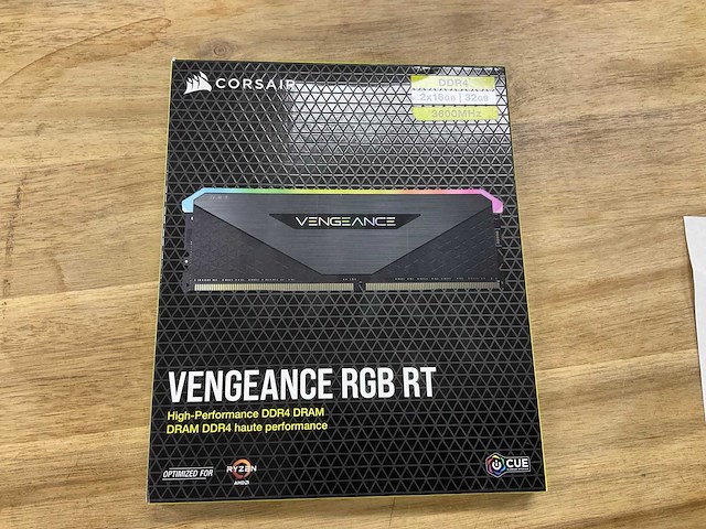 Corsair vengeanc rgb rt ddr4, 2 x 16gb, 3600mhz - afbeelding 1 van  2