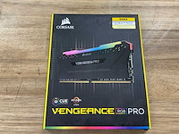 Corsair vengeance rgb pro 16 gb (2 x 8 gb) ddr4 3200mhz - afbeelding 1 van  2