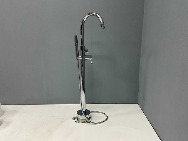 Corsan lugo - vrijstaande badkraan - afbeelding 1 van  5