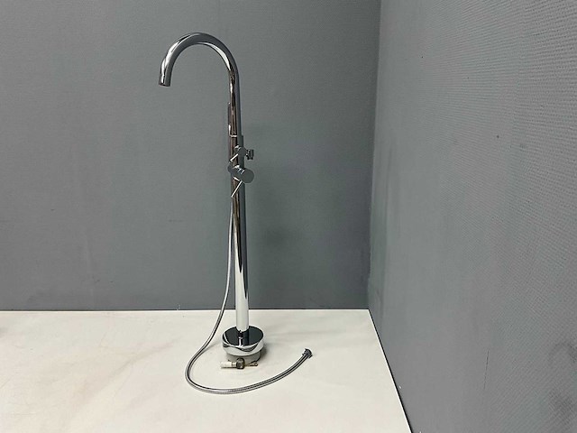 Corsan lugo - vrijstaande badkraan - afbeelding 3 van  5