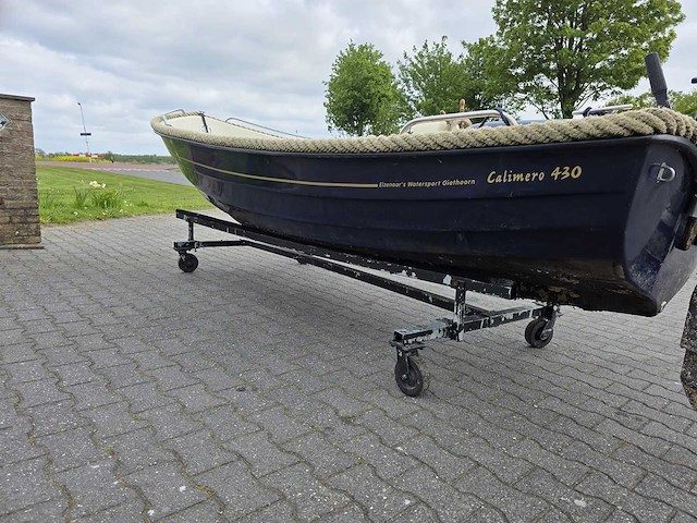 Corsiva - 430 - visboot met 6 pk suzuki 4-takt buitenboordmotor - afbeelding 12 van  18
