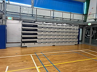 Cos - ti- telescopische tribune - afbeelding 2 van  5