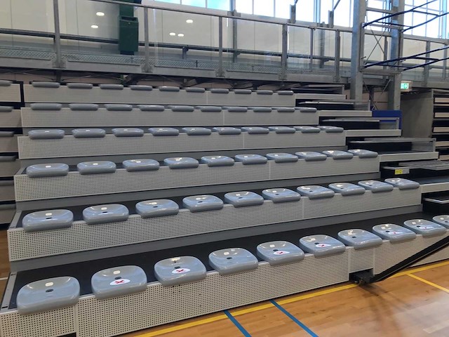 Cos - ti- telescopische tribune - afbeelding 5 van  5