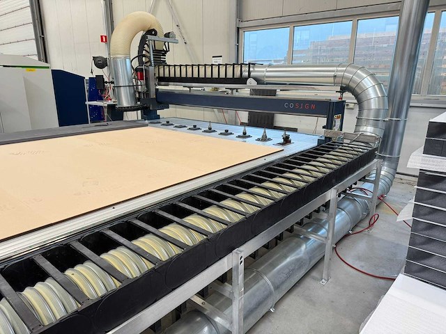 Cosign - 2019 - x500 - cnc-freesmachine met afzuiginstallatie - afbeelding 7 van  28