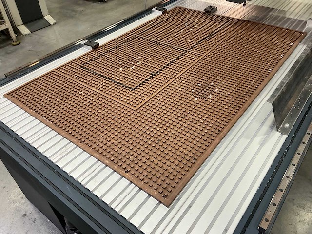 Cosign 500 cnc freesmachine - afbeelding 12 van  14