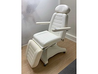 Cosmoderm reichert behandelstoel - afbeelding 11 van  12