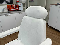 Cosmodern reichert ez behandelstoel - afbeelding 2 van  9