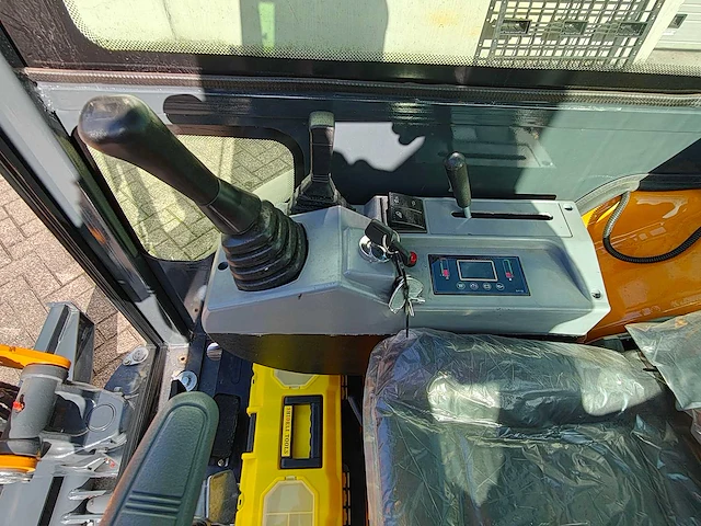 Cougar - 2026 - ht25 - kubota - minigraafmachine - afbeelding 6 van  39