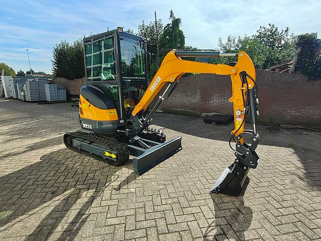 Cougar - 2026 - ht25 - kubota - minigraafmachine - afbeelding 37 van  39