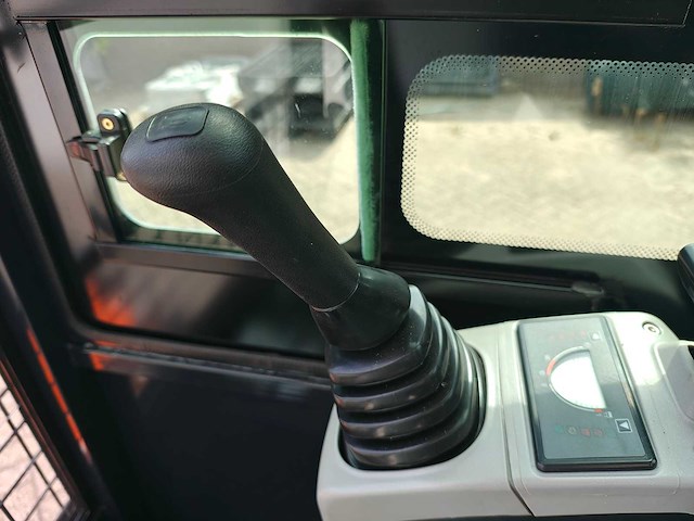 Cougar - 2026 - xt-18u - minigraafmachine (kubota) demo - afbeelding 6 van  28