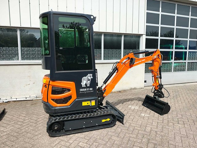 Cougar - 2026 - xt-18u - minigraafmachine (kubota) demo - afbeelding 27 van  28