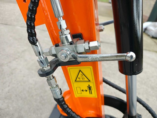 Cougar - 2026 - xt-18u - minigraafmachine (kubota) - afbeelding 15 van  29