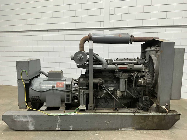 Countryman - bt 137 - stroomgenerator - afbeelding 1 van  15