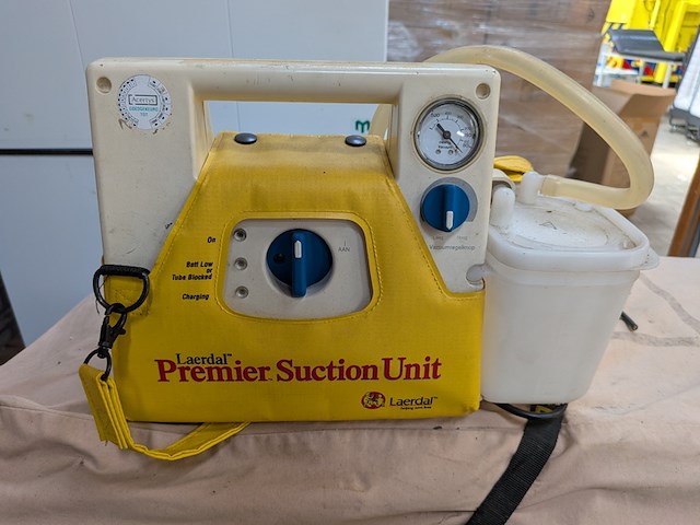Couveuse met divers medisch apparatuur, transport-inkubator 5400 - afbeelding 2 van  14