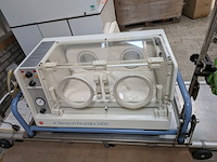 Couveuse met divers medisch apparatuur, transport-inkubator 5400 - afbeelding 4 van  14