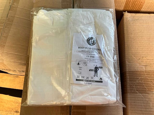 Coverall body category iii 5/6 wegwerpoverall (200x) - afbeelding 1 van  2