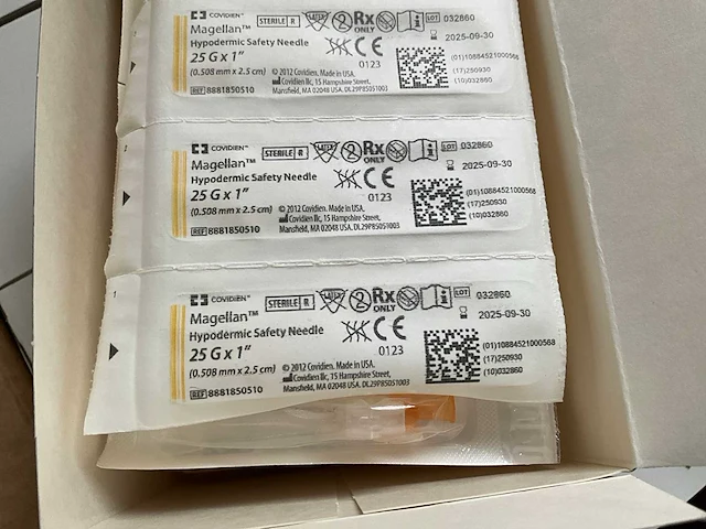 Covidien - magelan - hypodermic safety needle 25g - injectienaald (3500x) - afbeelding 6 van  9