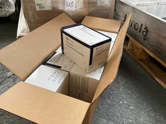Covidien - magelan - hypodermic safety needle 25g - injectienaald (6000x) - afbeelding 2 van  7
