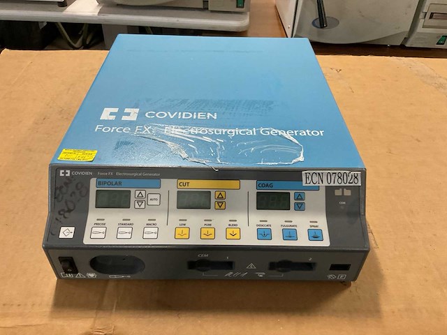 Covidien force fx electrosurgical generator - afbeelding 3 van  8