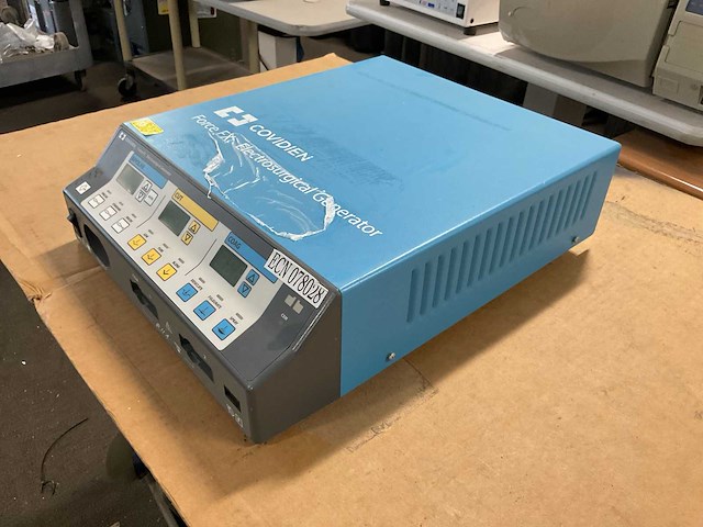 Covidien force fx electrosurgical generator - afbeelding 3 van  6
