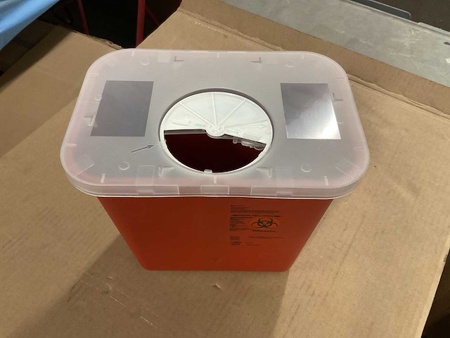 Covidien sharpsafety rotor lid sharps container (40x) - afbeelding 1 van  2