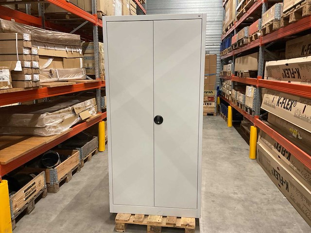 Cp 2-deurs kast - afbeelding 1 van  3