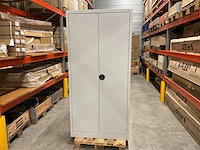 Cp 2-deurs kast - afbeelding 1 van  3