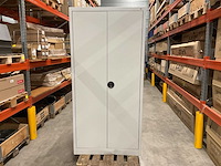 Cp 2-deurs kast - afbeelding 1 van  6