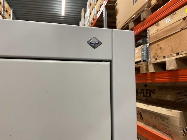 Cp 2-deurs kast - afbeelding 2 van  6